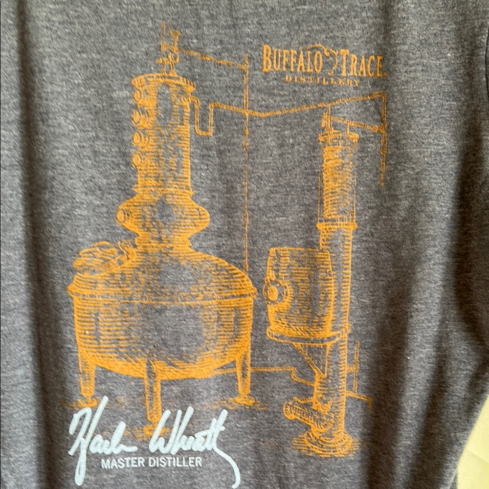 Buffalo Trace Distillery Women’s Graphic Design Tshirt